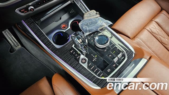BMW X7 (G07) xDrive 40i M Sport 6인승, 2022 9