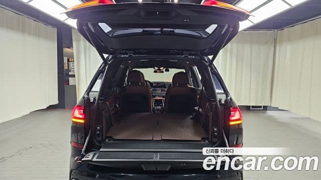BMW X7 (G07) xDrive 40i M Sport 6인승, 2022 20