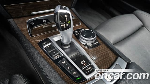 BMW 7시리즈 (F01), 2014 9
