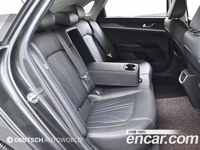 Kia K5 3세대 Signature, 2020 11