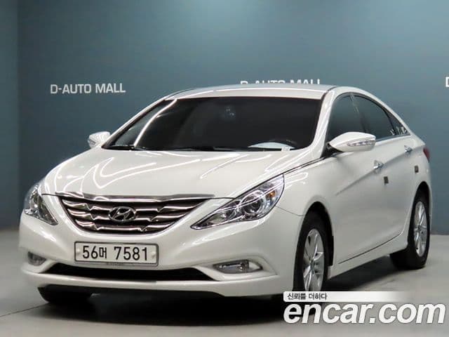 Hyundai YF Sonata чёрный, 2011 1
