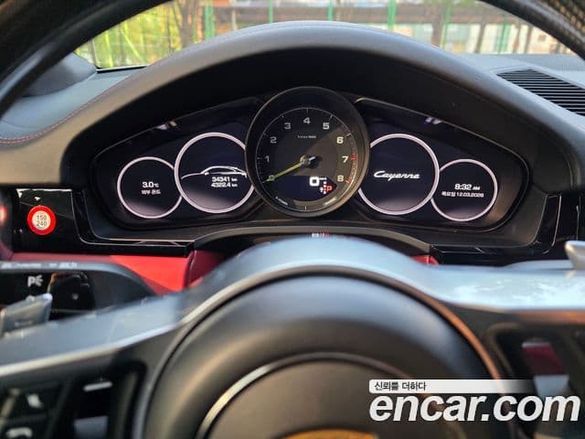 Porsche Cayenne (PO536) 3.0 E-гибрид купе, 2021 8