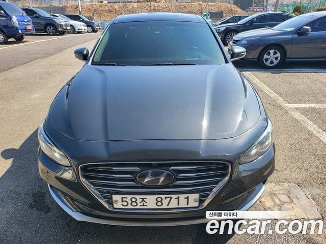 Hyundai Grandeur IG Special, 2018 1