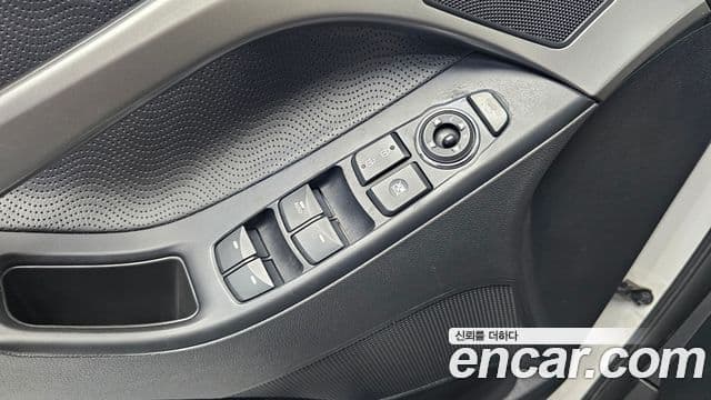 Hyundai Avante MD Premier, 2012 13