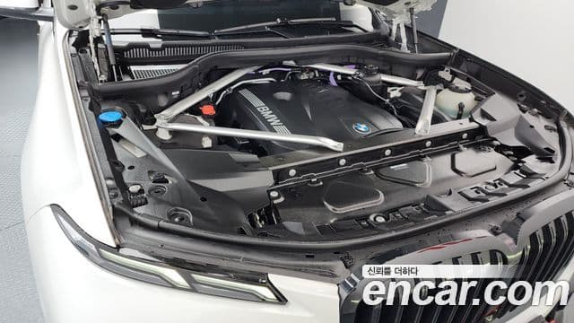 BMW X7 (G07) xDrive 40i M Sport 6인승, 2025 6