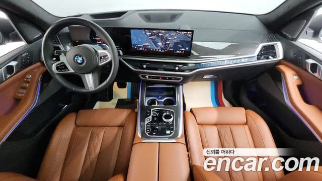 BMW X7 (G07) xDrive 40i M Sport 6인승, 2025 7