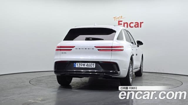 Genesis GV70, 2025 4