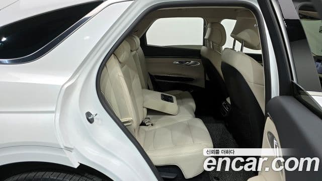 Genesis GV70, 2025 12