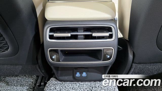 Genesis GV70, 2025 19