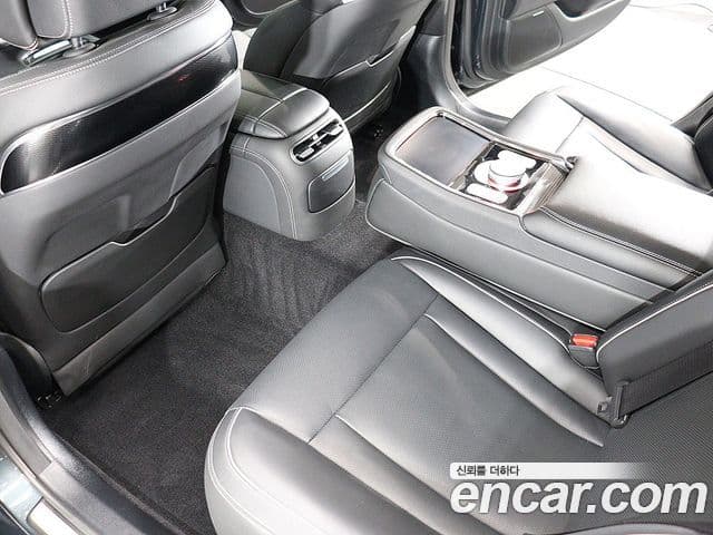 Genesis G90 (RS4) бензин 3.5 турбо AWD, 2022 15