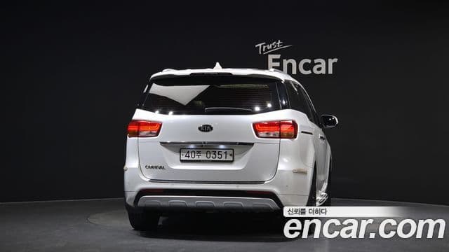 Kia All New Carnival Noblesse, 2017 4