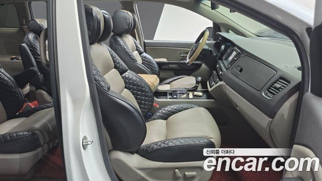 Kia All New Carnival Noblesse, 2017 10