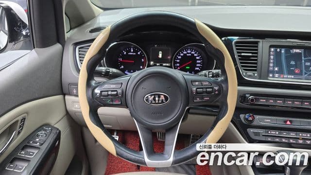 Kia All New Carnival Noblesse, 2017 13
