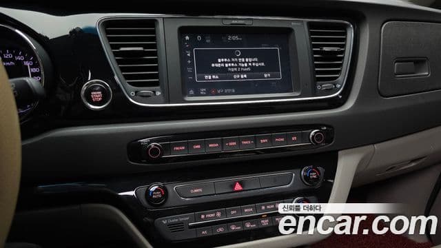 Kia All New Carnival Noblesse, 2017 15