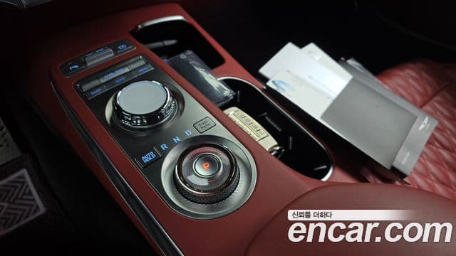 Genesis GV70, 2021 9