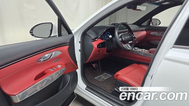 Genesis GV70, 2021 10