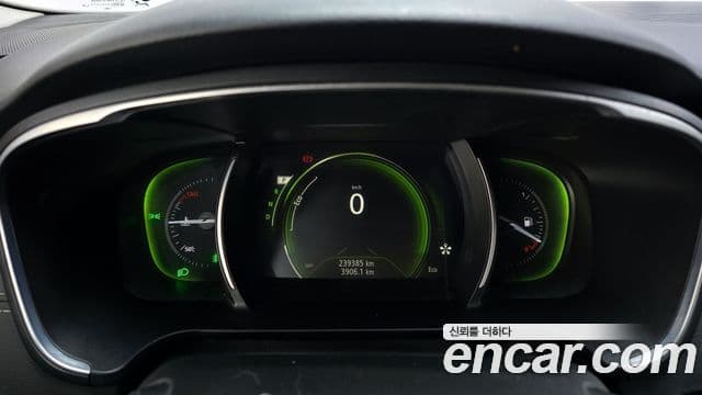 Renault Korea(Samsung) SM6 2.0 LPe RE (для людей с инвалидностью), 2016 8