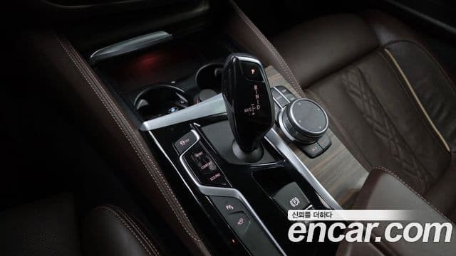 BMW 5시리즈 (G30) 520d M Sport Plus, 2020 9