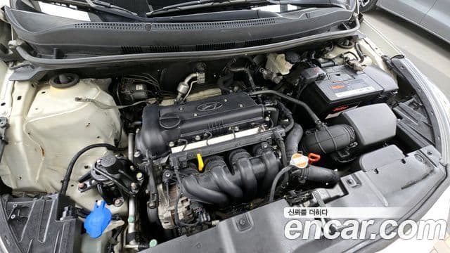 Hyundai Accent(новый кузов / новое поколение) Premier, 2011 6