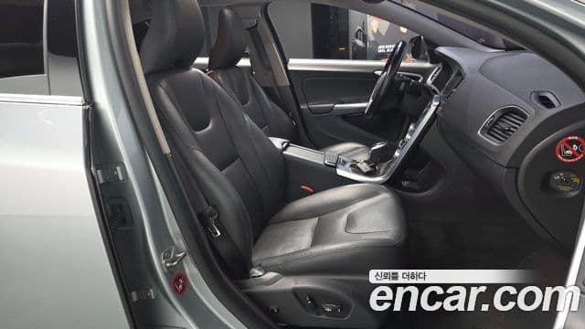 Volvo S60 2세대, 2016 10