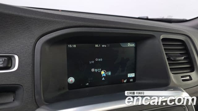 Volvo S60 2세대, 2016 16