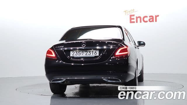 Mercedes-Benz C-класс W205 C220 d 4MATIC, 2020 4