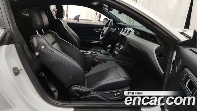 Ford Mustang GT купе, 2015 11