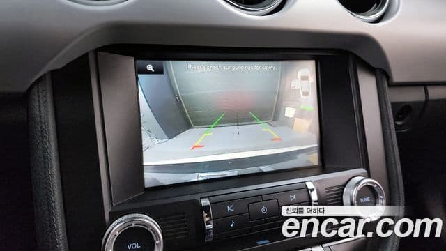 Ford Mustang GT купе, 2015 15