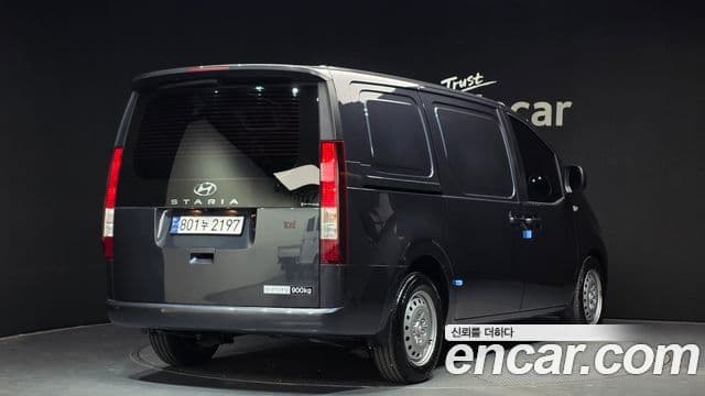Hyundai Staria Smart, 2023 2