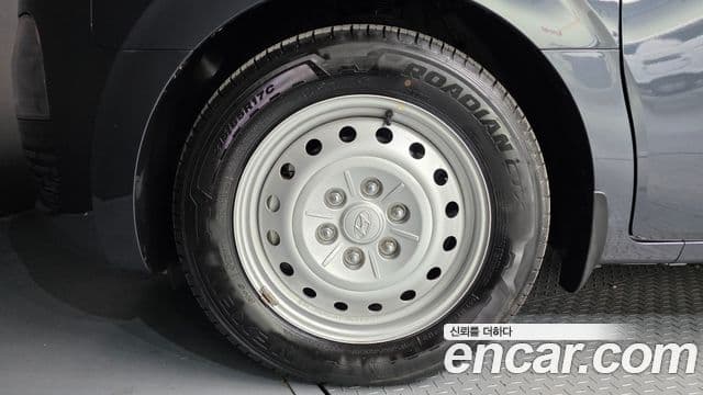 Hyundai Staria Smart, 2023 все фото