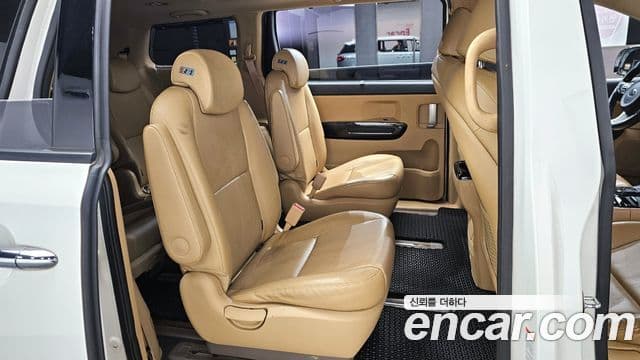 Kia All New Carnival Prestige, 2016 12