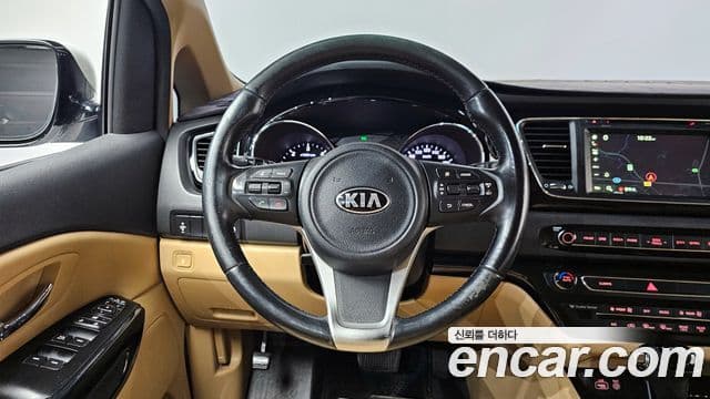 Kia All New Carnival Prestige, 2016 13