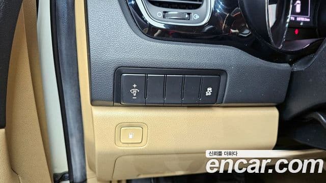 Kia All New Carnival Prestige, 2016 14