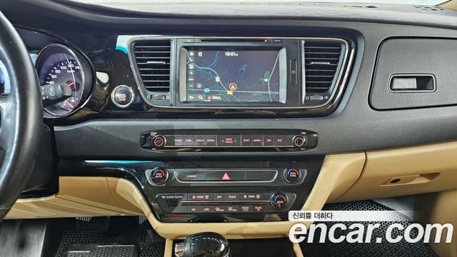 Kia All New Carnival Prestige, 2016 15