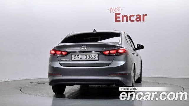 Hyundai Avante AD 1.6 GDI Smart, 2016 4