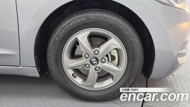 Hyundai Avante AD 1.6 GDI Smart, 2016 все фото