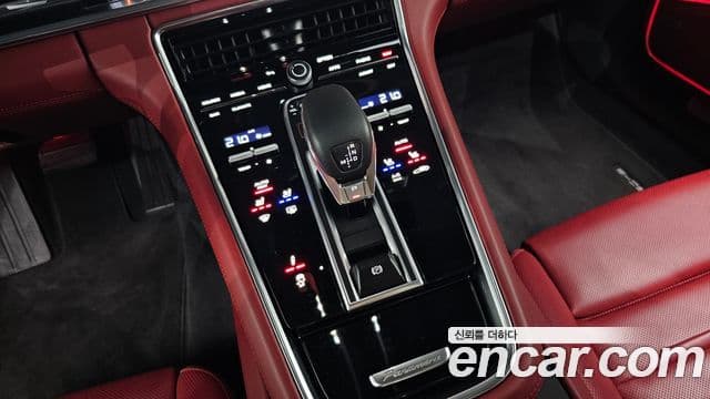 Porsche Panamera (971), 2021 9