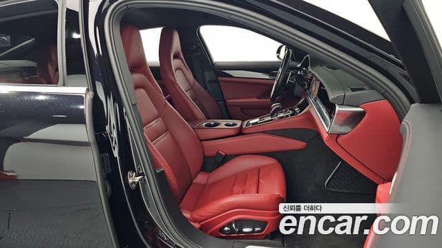 Porsche Panamera (971), 2021 10