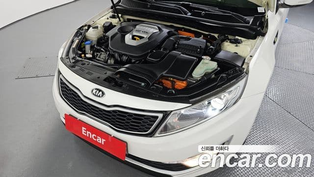 Kia K5 гибрид Prestige, 2013 6