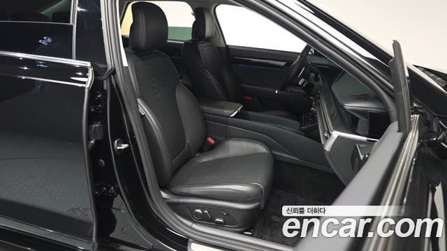 Hyundai Grandeur гибрид (GN7) Calligraphy, 2023 10