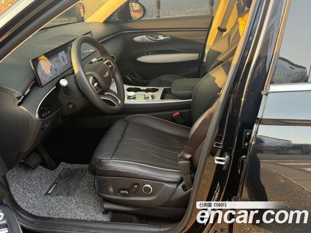 Genesis GV70, 2026 все фото