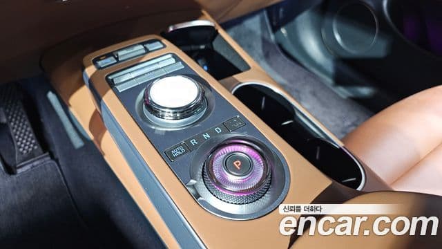 Genesis GV70, 2024 9