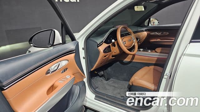 Genesis GV70, 2024 10