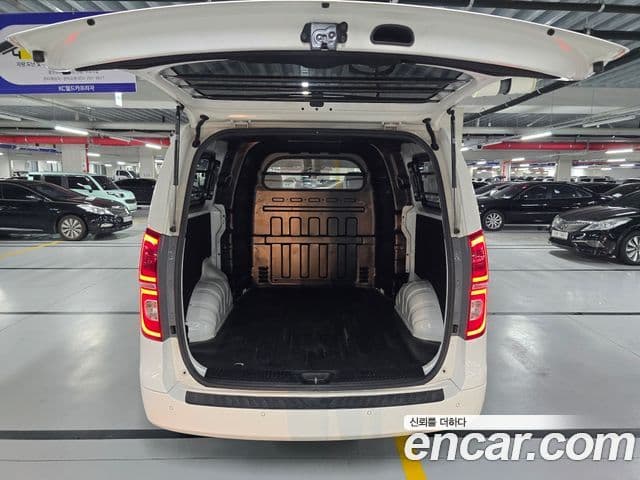 Hyundai The / новый New Grand Starex Modern, 2019 8