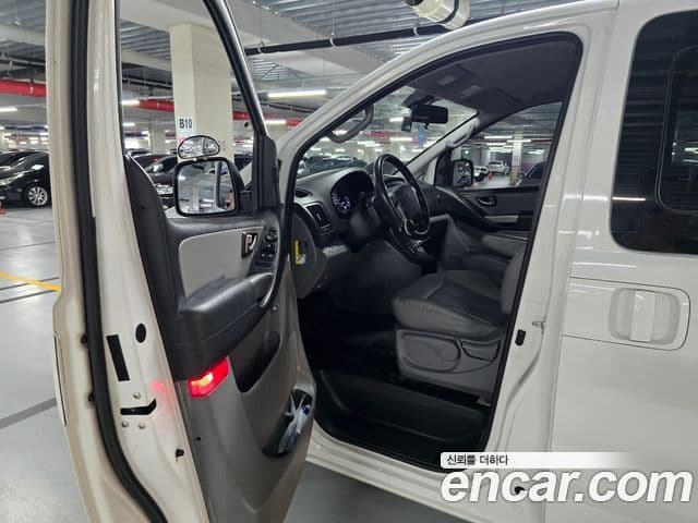 Hyundai The / новый New Grand Starex Modern, 2019 9