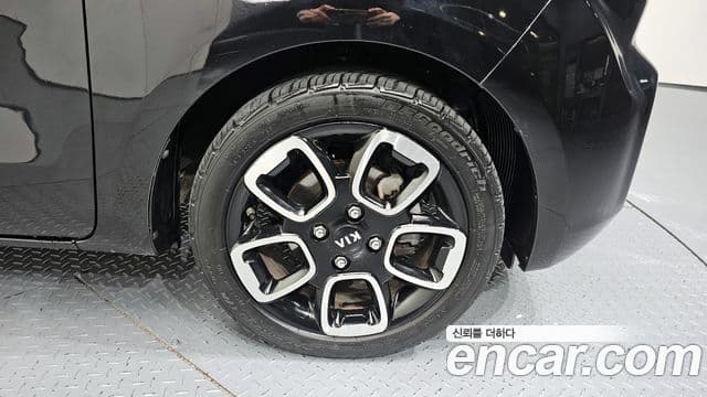 Kia The / новый New Ray Prestige, 2018 все фото