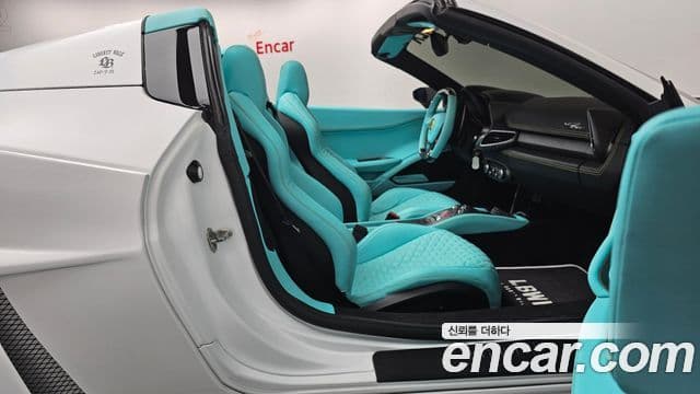 Ferrari 458 Spyder, 2013 11