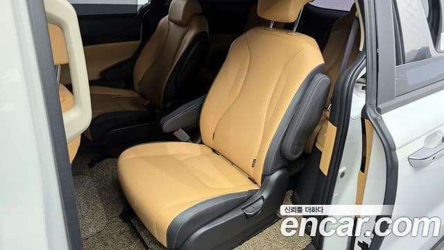Kia Carnival 4세대 Signature, 2023 12