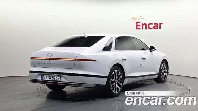 Hyundai Grandeur (GN7) Premium, 2023 2