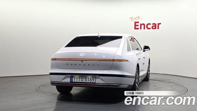 Hyundai Grandeur (GN7) Premium, 2023 4